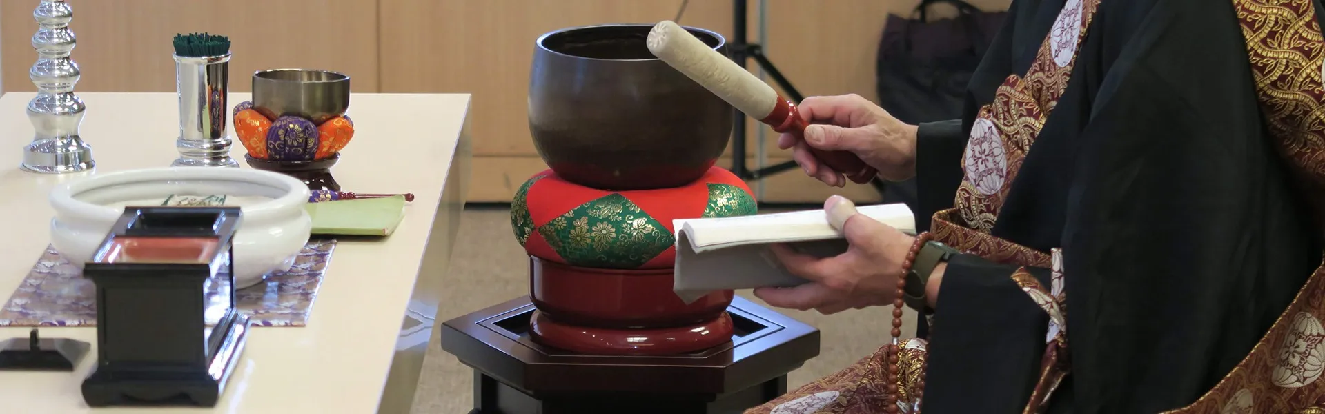 葬儀社からお寺の紹介を受けて